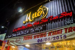 Biển quảng cáo bằng alu