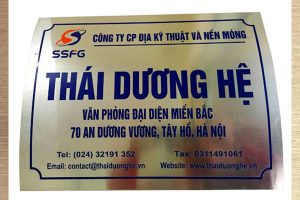 Biển công ty chất liệu inox